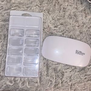 Poly nail tips & UV light